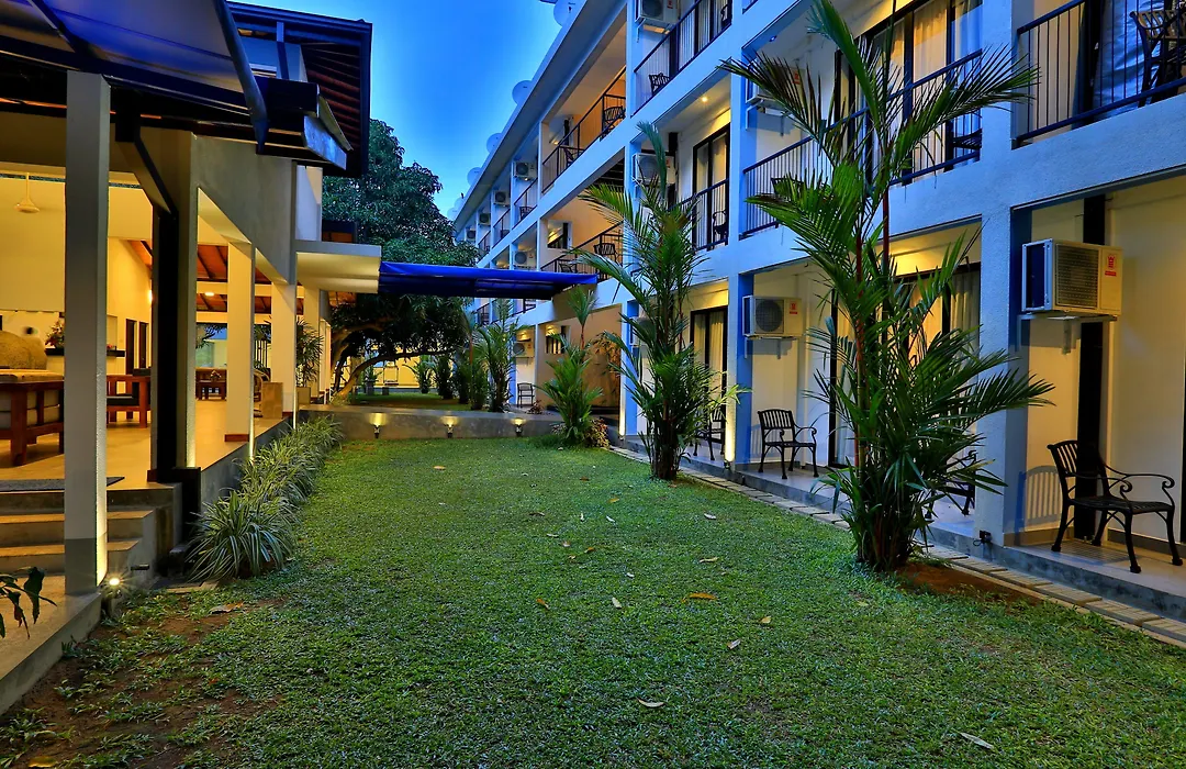 The Blue Wave Hotel-1